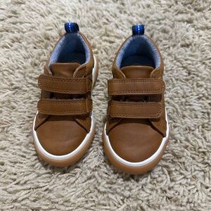 Toddler cognac Velcro strap shoe size 5